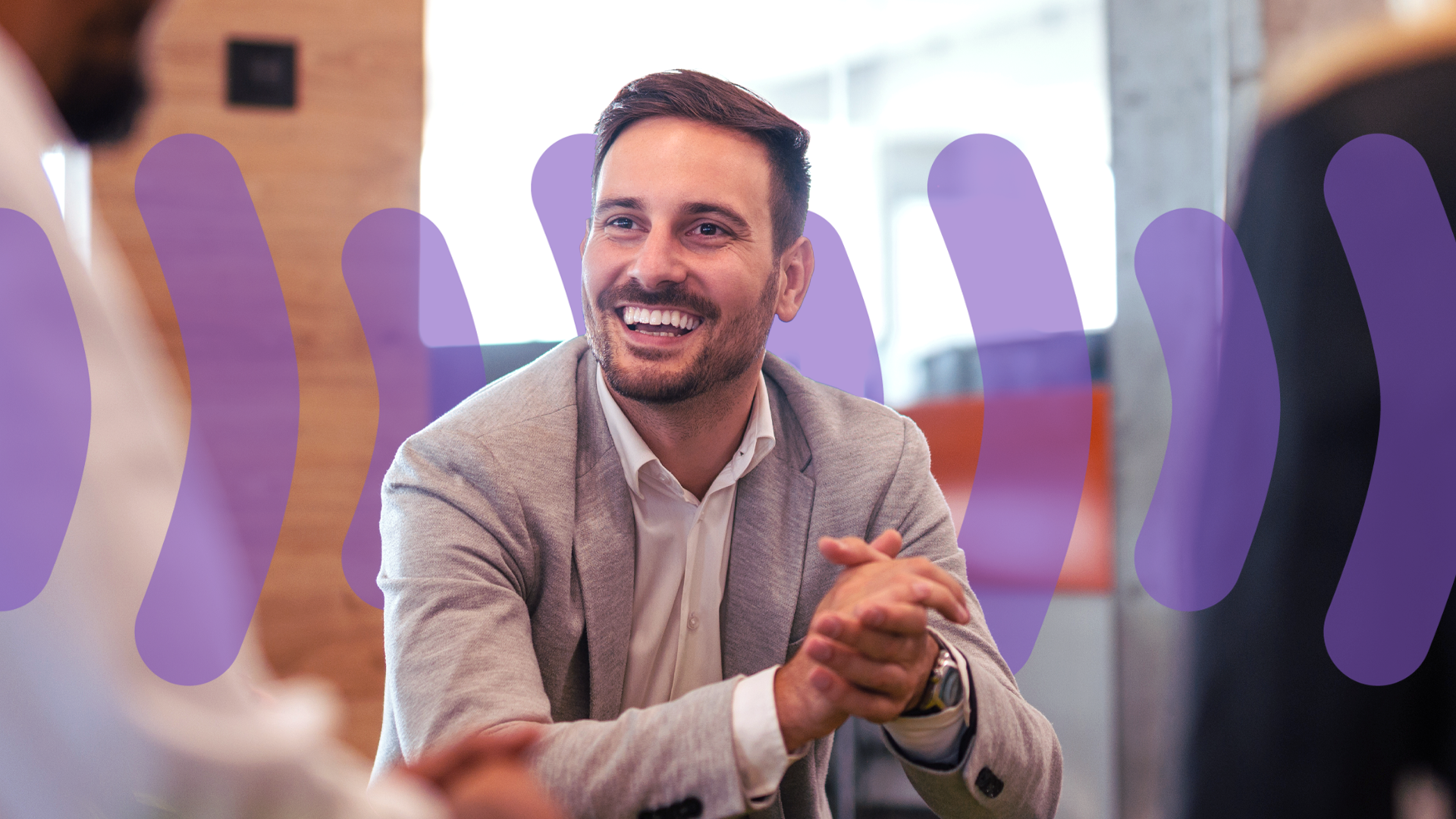 Conheça a fórmula do super app Dialog para o engajamento de colaboradores operacionais em mais de 100 empresas